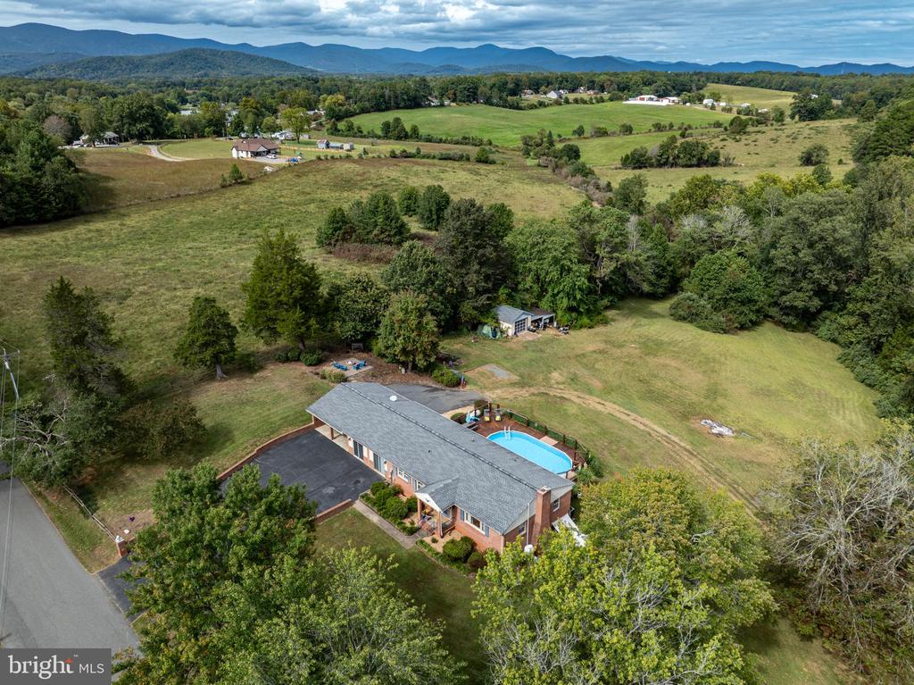175 WILDWOOD DR, RUCKERSVILLE, Virginia 22968, 3 Bedrooms Bedrooms, ,2 BathroomsBathrooms,Residential,175 WILDWOOD DR,VAGR2000868 MLS # VAGR2000868