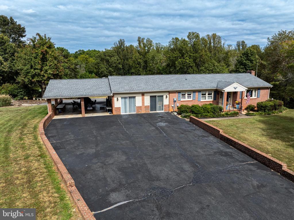 175 WILDWOOD DR, RUCKERSVILLE, Virginia 22968, 3 Bedrooms Bedrooms, ,2 BathroomsBathrooms,Residential,175 WILDWOOD DR,VAGR2000868 MLS # VAGR2000868