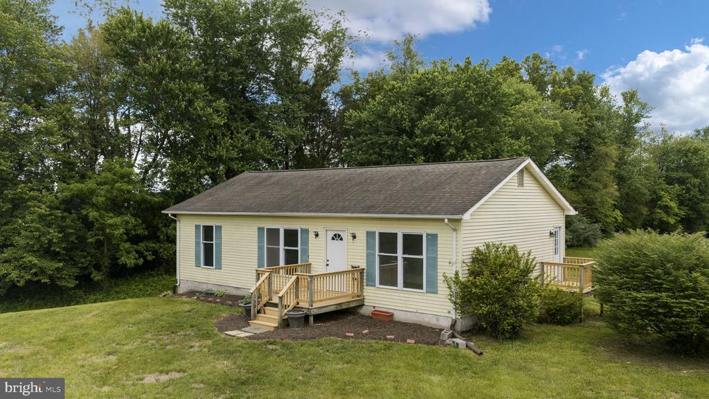 9 PAYNE LN, AMISSVILLE, Virginia 20106, 3 Bedrooms Bedrooms, ,2 BathroomsBathrooms,Residential,9 PAYNE LN,VARP2002666 MLS # VARP2002666 9 PAYNE LN, AMISSVILLE, Virginia 20106, 3 Bedrooms Bedrooms, ,2 BathroomsBathrooms,Residential,9 PAYNE LN,VARP2002666 MLS # VARP2002666