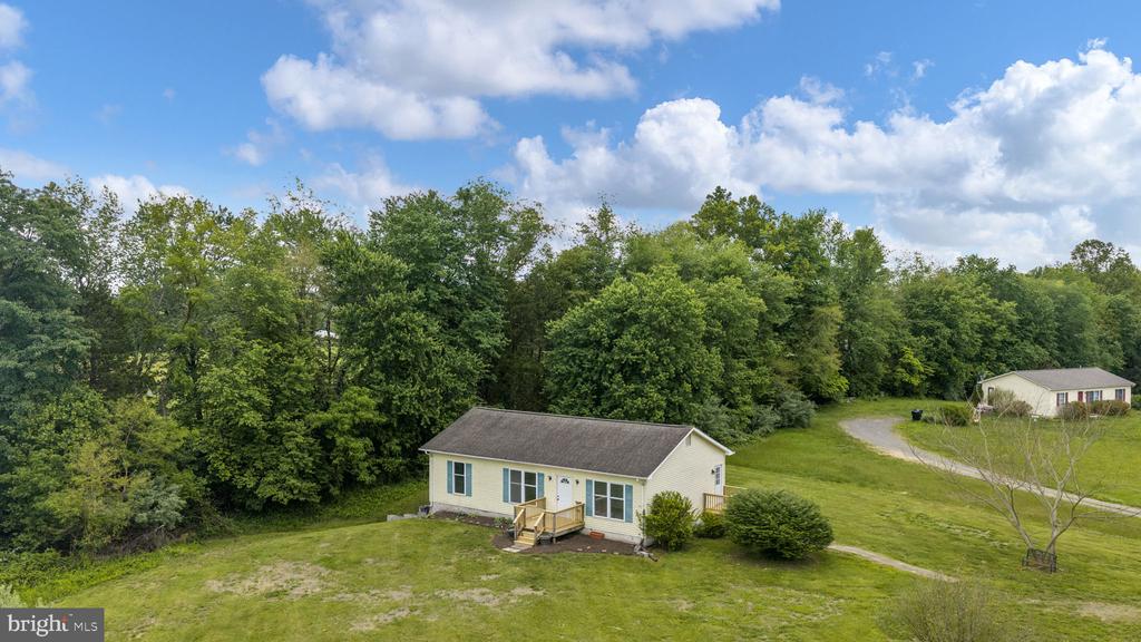 9 PAYNE LN, AMISSVILLE, Virginia 20106, 3 Bedrooms Bedrooms, ,2 BathroomsBathrooms,Residential,9 PAYNE LN,VARP2002666 MLS # VARP2002666 9 PAYNE LN, AMISSVILLE, Virginia 20106, 3 Bedrooms Bedrooms, ,2 BathroomsBathrooms,Residential,9 PAYNE LN,VARP2002666 MLS # VARP2002666