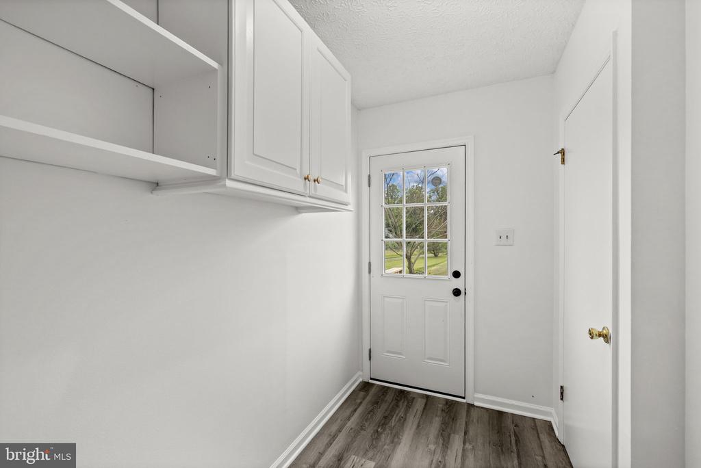 9 PAYNE LN, AMISSVILLE, Virginia 20106, 3 Bedrooms Bedrooms, ,2 BathroomsBathrooms,Residential,9 PAYNE LN,VARP2002666 MLS # VARP2002666 9 PAYNE LN, AMISSVILLE, Virginia 20106, 3 Bedrooms Bedrooms, ,2 BathroomsBathrooms,Residential,9 PAYNE LN,VARP2002666 MLS # VARP2002666