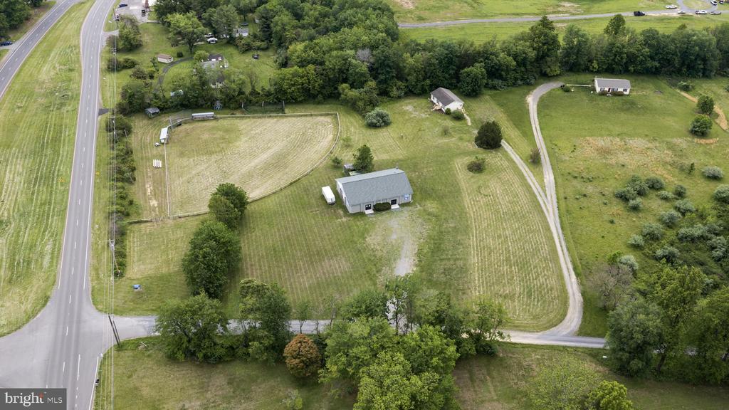 9 PAYNE LN, AMISSVILLE, Virginia 20106, 3 Bedrooms Bedrooms, ,2 BathroomsBathrooms,Residential,9 PAYNE LN,VARP2002666 MLS # VARP2002666 9 PAYNE LN, AMISSVILLE, Virginia 20106, 3 Bedrooms Bedrooms, ,2 BathroomsBathrooms,Residential,9 PAYNE LN,VARP2002666 MLS # VARP2002666