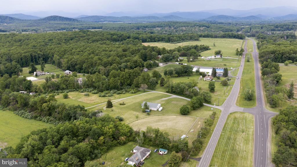 9 PAYNE LN, AMISSVILLE, Virginia 20106, 3 Bedrooms Bedrooms, ,2 BathroomsBathrooms,Residential,9 PAYNE LN,VARP2002666 MLS # VARP2002666 9 PAYNE LN, AMISSVILLE, Virginia 20106, 3 Bedrooms Bedrooms, ,2 BathroomsBathrooms,Residential,9 PAYNE LN,VARP2002666 MLS # VARP2002666