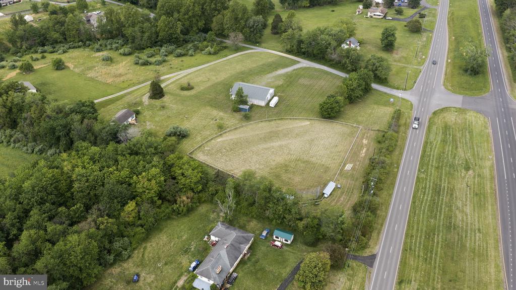9 PAYNE LN, AMISSVILLE, Virginia 20106, 3 Bedrooms Bedrooms, ,2 BathroomsBathrooms,Residential,9 PAYNE LN,VARP2002666 MLS # VARP2002666 9 PAYNE LN, AMISSVILLE, Virginia 20106, 3 Bedrooms Bedrooms, ,2 BathroomsBathrooms,Residential,9 PAYNE LN,VARP2002666 MLS # VARP2002666