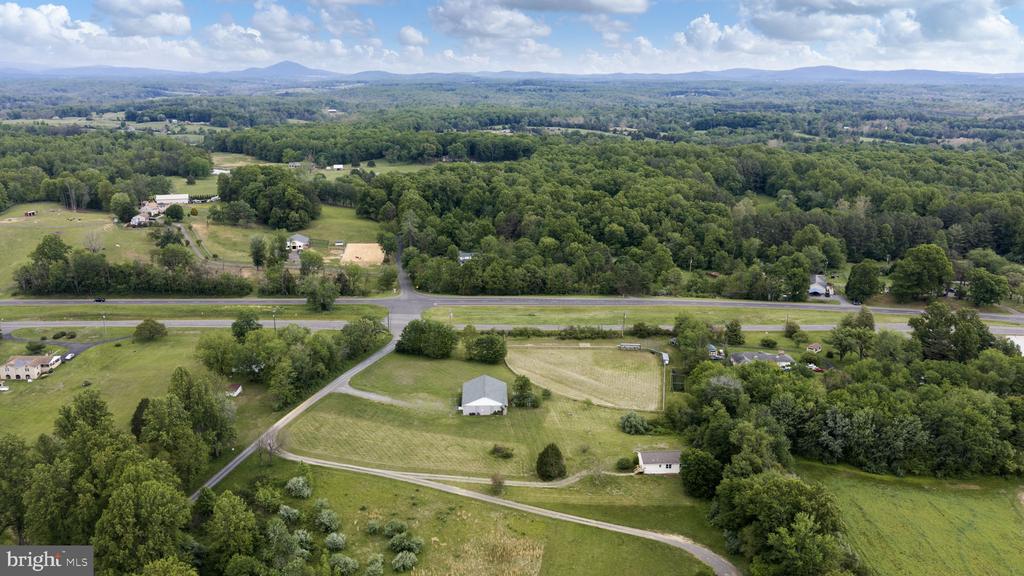 9 PAYNE LN, AMISSVILLE, Virginia 20106, 3 Bedrooms Bedrooms, ,2 BathroomsBathrooms,Residential,9 PAYNE LN,VARP2002666 MLS # VARP2002666 9 PAYNE LN, AMISSVILLE, Virginia 20106, 3 Bedrooms Bedrooms, ,2 BathroomsBathrooms,Residential,9 PAYNE LN,VARP2002666 MLS # VARP2002666