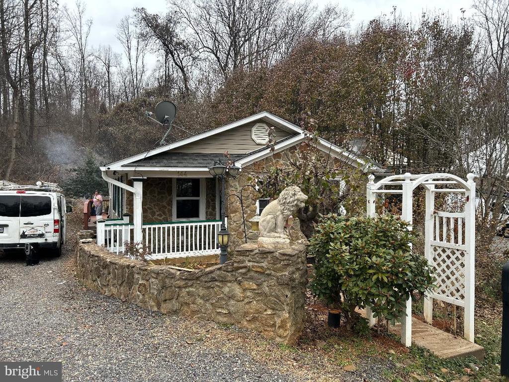 144 BOWLER LN, ORANGE, Virginia 22960, 2 Bedrooms Bedrooms, ,1 BathroomBathrooms,Residential,144 BOWLER LN,VAOR2014298 MLS # VAOR2014298 144 BOWLER LN, ORANGE, Virginia 22960, 2 Bedrooms Bedrooms, ,1 BathroomBathrooms,Residential,144 BOWLER LN,VAOR2014298 MLS # VAOR2014298