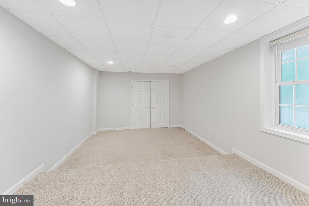 9085 GROUNDHOG LN, MARSHALL, Virginia 20115, 4 Bedrooms Bedrooms, ,2 BathroomsBathrooms,Residential,9085 GROUNDHOG LN,VAFQ2022220 MLS # VAFQ2022220 9085 GROUNDHOG LN, MARSHALL, Virginia 20115, 4 Bedrooms Bedrooms, ,2 BathroomsBathrooms,Residential,9085 GROUNDHOG LN,VAFQ2022220 MLS # VAFQ2022220