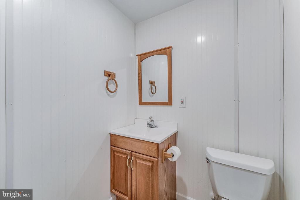 9085 GROUNDHOG LN, MARSHALL, Virginia 20115, 4 Bedrooms Bedrooms, ,2 BathroomsBathrooms,Residential,9085 GROUNDHOG LN,VAFQ2022220 MLS # VAFQ2022220 9085 GROUNDHOG LN, MARSHALL, Virginia 20115, 4 Bedrooms Bedrooms, ,2 BathroomsBathrooms,Residential,9085 GROUNDHOG LN,VAFQ2022220 MLS # VAFQ2022220