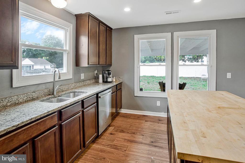 408 S BROOKS DR, FREDERICKSBURG, Virginia 22408, 3 Bedrooms Bedrooms, ,2 BathroomsBathrooms,Residential,408 S BROOKS DR,VASP2042340 MLS # VASP2042340 408 S BROOKS DR, FREDERICKSBURG, Virginia 22408, 3 Bedrooms Bedrooms, ,2 BathroomsBathrooms,Residential,408 S BROOKS DR,VASP2042340 MLS # VASP2042340