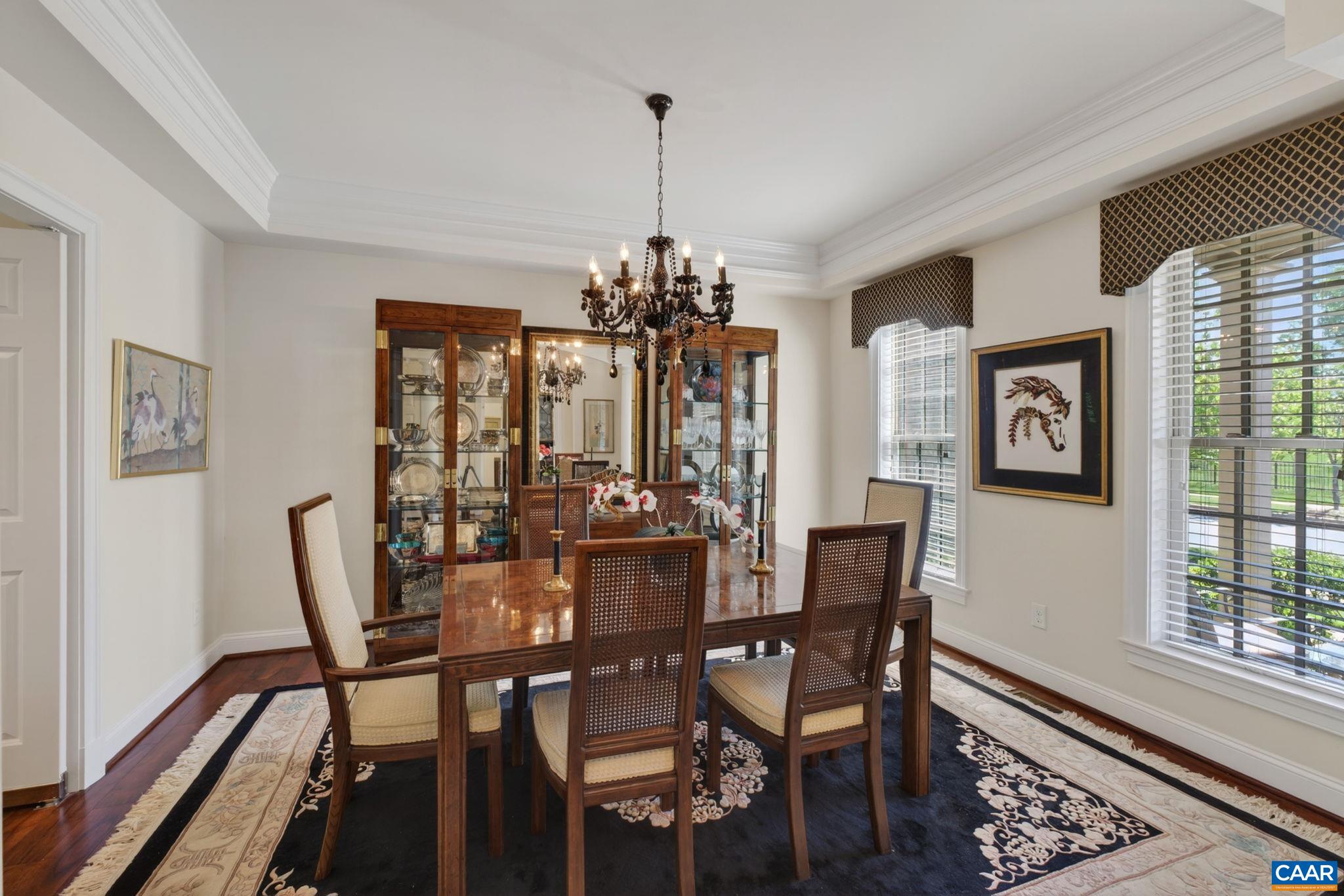 with tray ceiling and swinging door leading to the kitchen! with tray ceiling and swinging door leading to the kitchen!