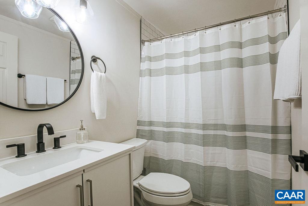 4770 COVE GARDEN RD, NORTH GARDEN, Virginia 22959, 3 Bedrooms Bedrooms, ,2 BathroomsBathrooms,Residential,4770 COVE GARDEN RD,677372 MLS # 677372 4770 COVE GARDEN RD, NORTH GARDEN, Virginia 22959, 3 Bedrooms Bedrooms, ,2 BathroomsBathrooms,Residential,4770 COVE GARDEN RD,677372 MLS # 677372