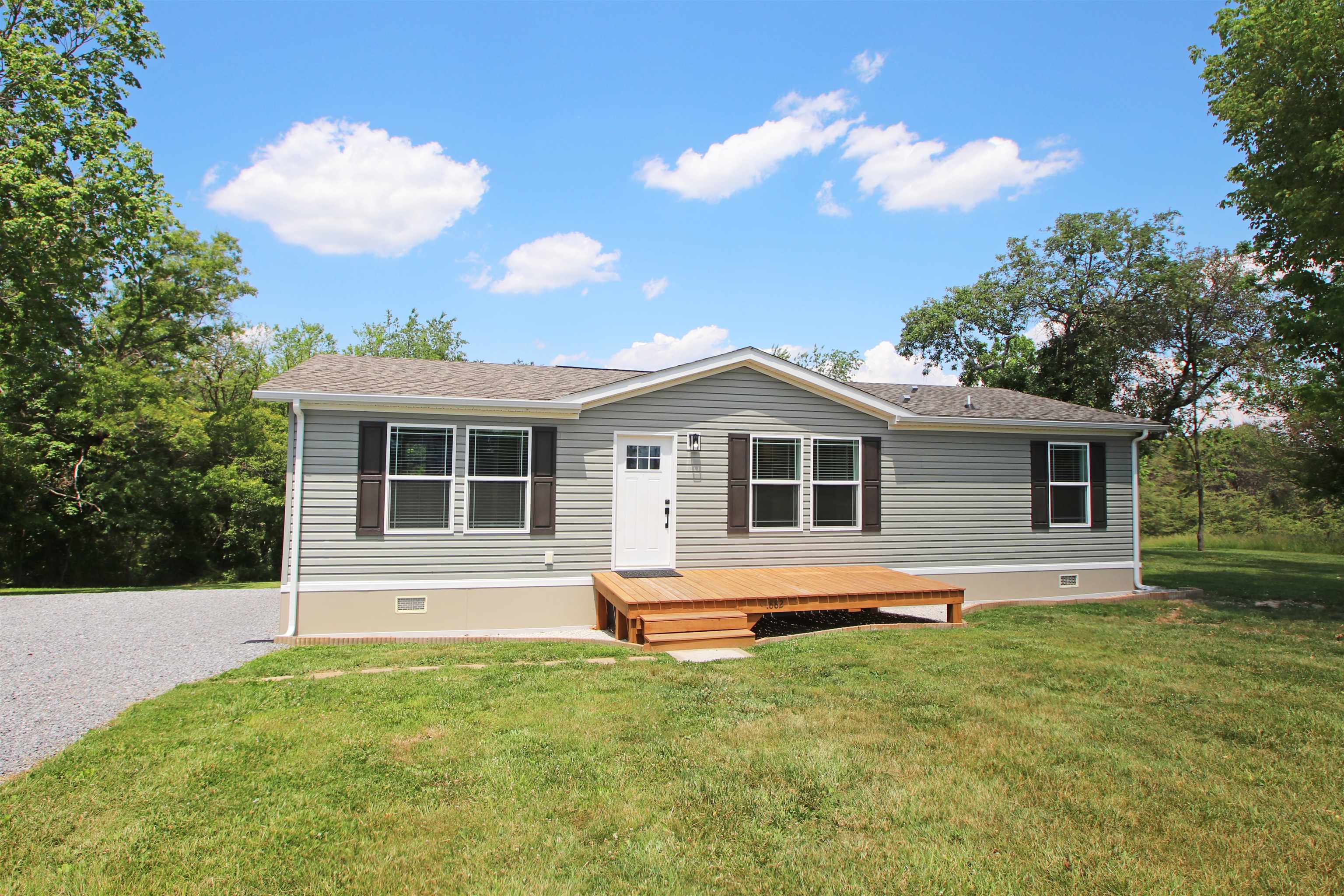 882 RIFES FORD RD, VERONA, Virginia 24482, 3 Bedrooms Bedrooms, ,2 BathroomsBathrooms,Residential,882 RIFES FORD RD,677537 MLS # 677537