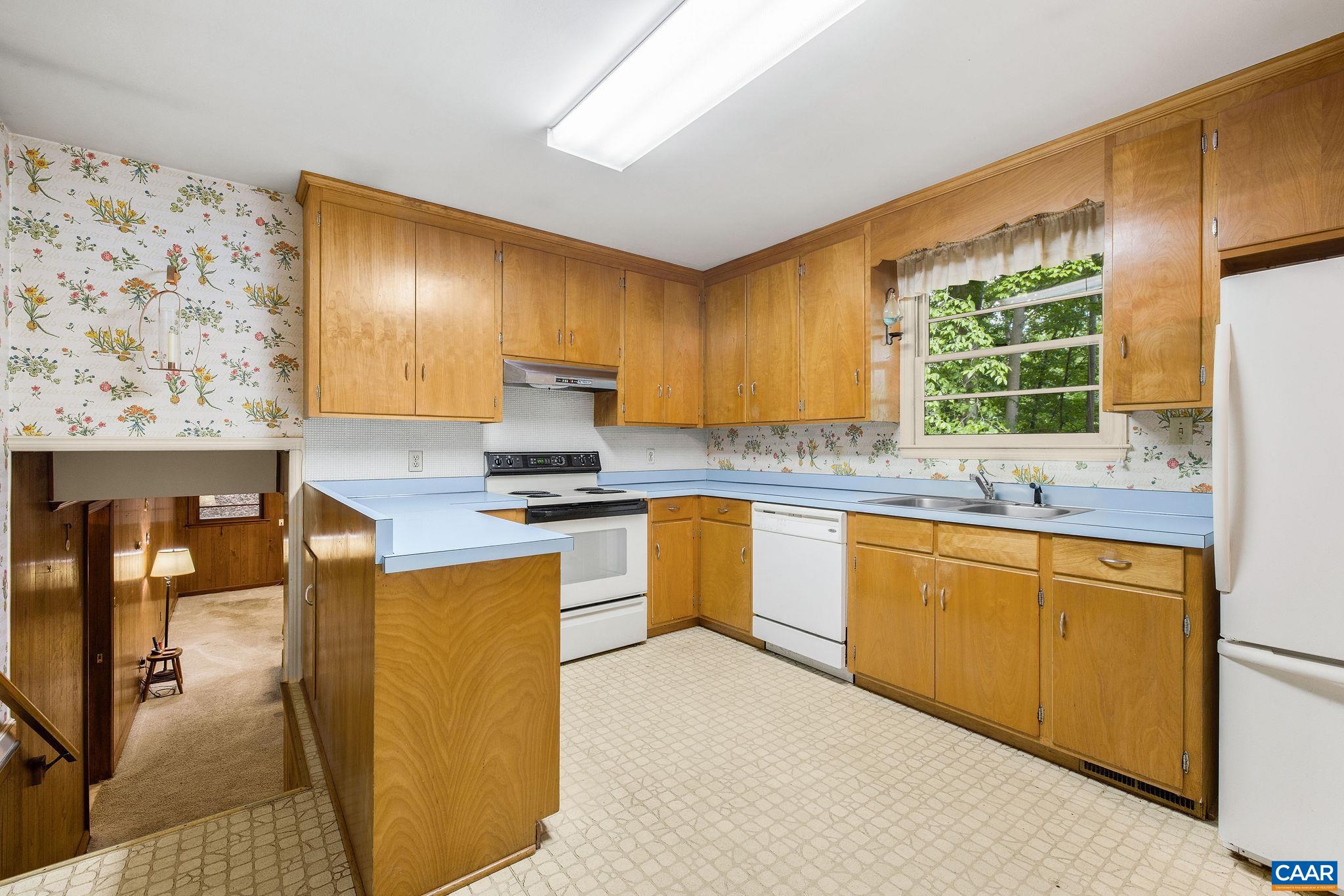 2514 HILLWOOD PL, CHARLOTTESVILLE, Virginia 22901, 4 Bedrooms Bedrooms, ,2 BathroomsBathrooms,Residential,2514 HILLWOOD PL,677542 MLS # 677542 2514 HILLWOOD PL, CHARLOTTESVILLE, Virginia 22901, 4 Bedrooms Bedrooms, ,2 BathroomsBathrooms,Residential,2514 HILLWOOD PL,677542 MLS # 677542