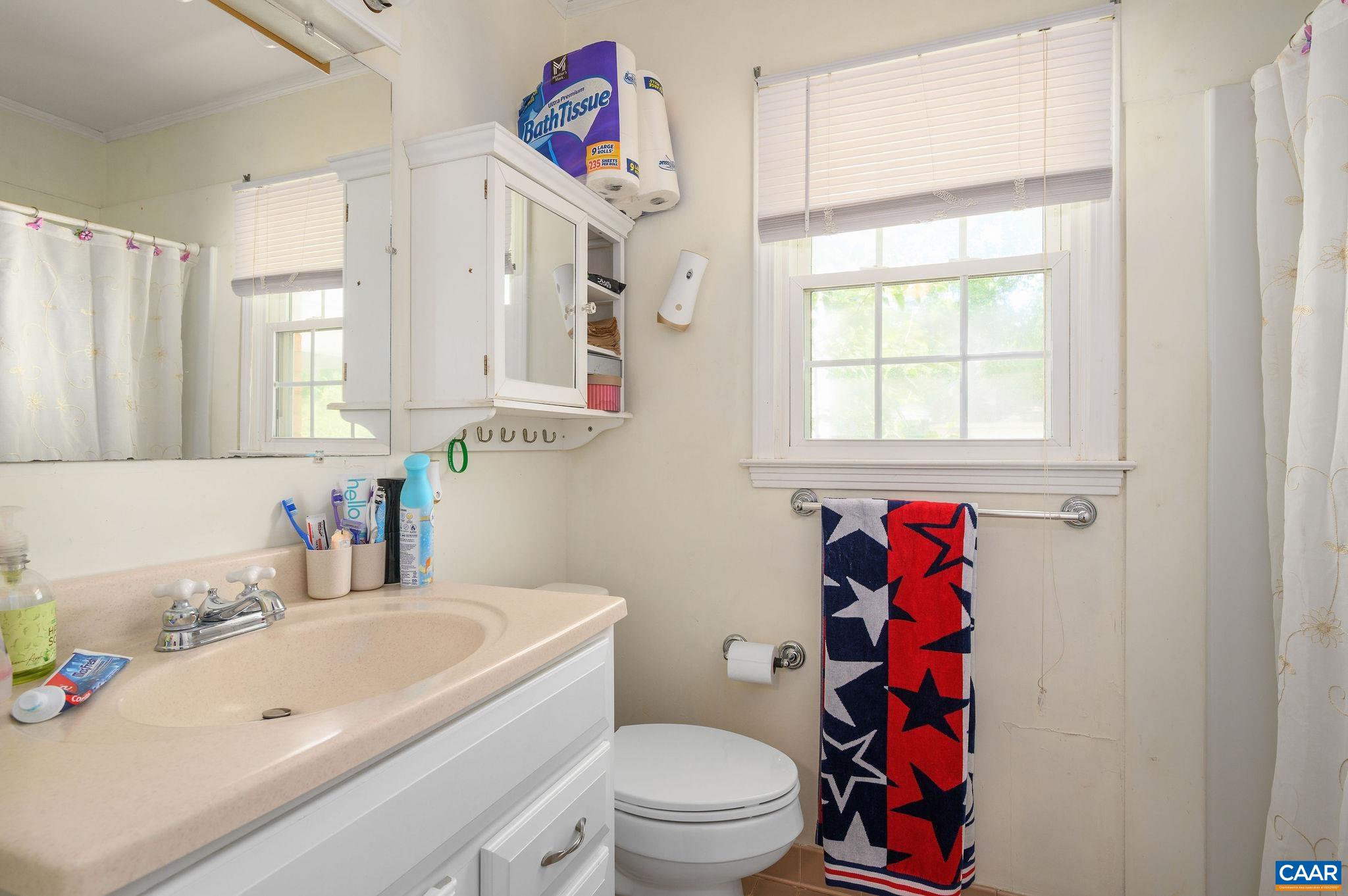 2806 BROOKMERE RD, CHARLOTTESVILLE, Virginia 22901, 3 Bedrooms Bedrooms, ,2 BathroomsBathrooms,Residential,Well maintained solid brick ranch on great lot,2806 BROOKMERE RD,677601 MLS # 677601 2806 BROOKMERE RD, CHARLOTTESVILLE, Virginia 22901, 3 Bedrooms Bedrooms, ,2 BathroomsBathrooms,Residential,Well maintained solid brick ranch on great lot,2806 BROOKMERE RD,677601 MLS # 677601