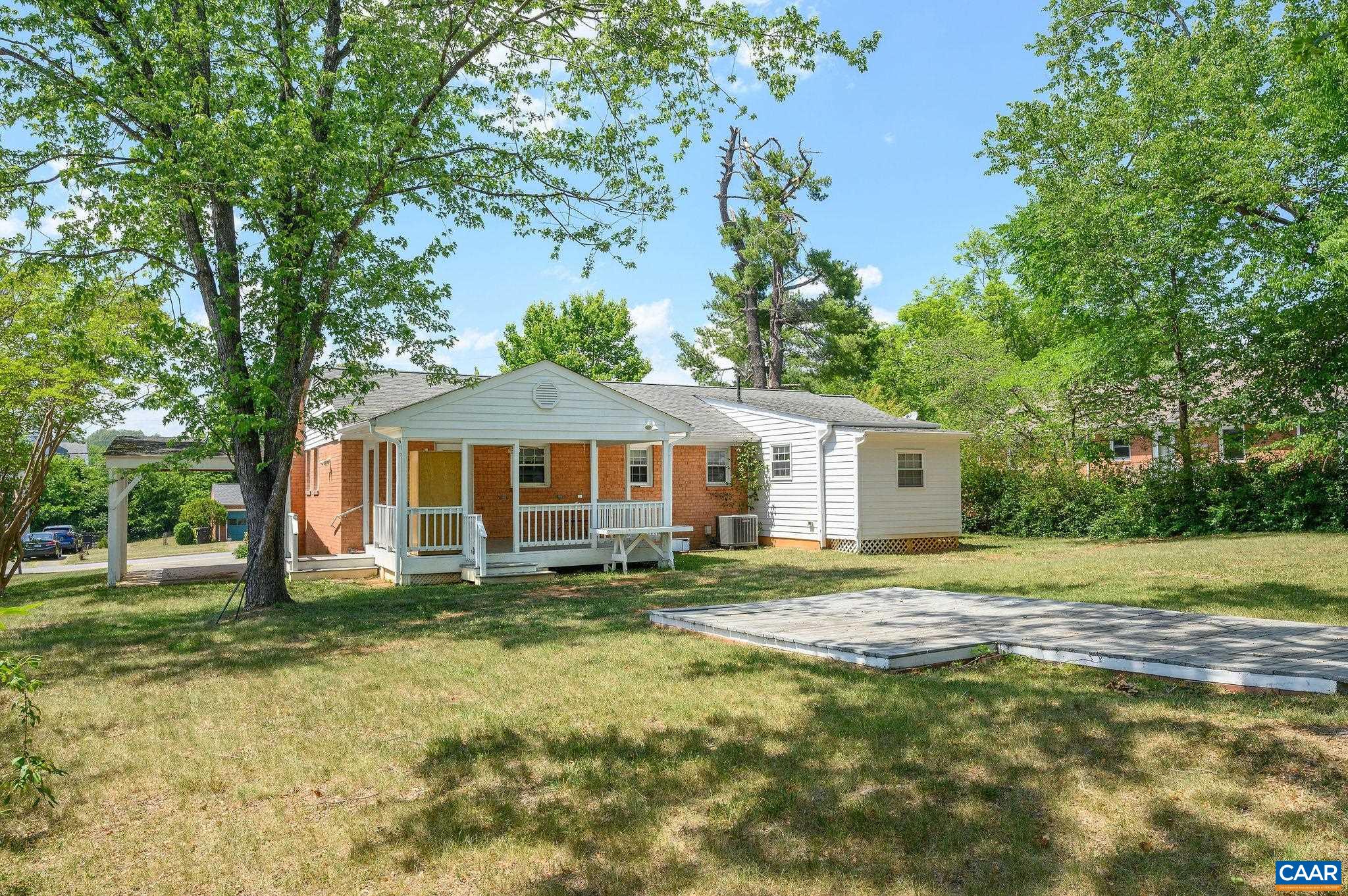 2806 BROOKMERE RD, CHARLOTTESVILLE, Virginia 22901, 3 Bedrooms Bedrooms, ,2 BathroomsBathrooms,Residential,Well maintained solid brick ranch on great lot,2806 BROOKMERE RD,677601 MLS # 677601 2806 BROOKMERE RD, CHARLOTTESVILLE, Virginia 22901, 3 Bedrooms Bedrooms, ,2 BathroomsBathrooms,Residential,Well maintained solid brick ranch on great lot,2806 BROOKMERE RD,677601 MLS # 677601