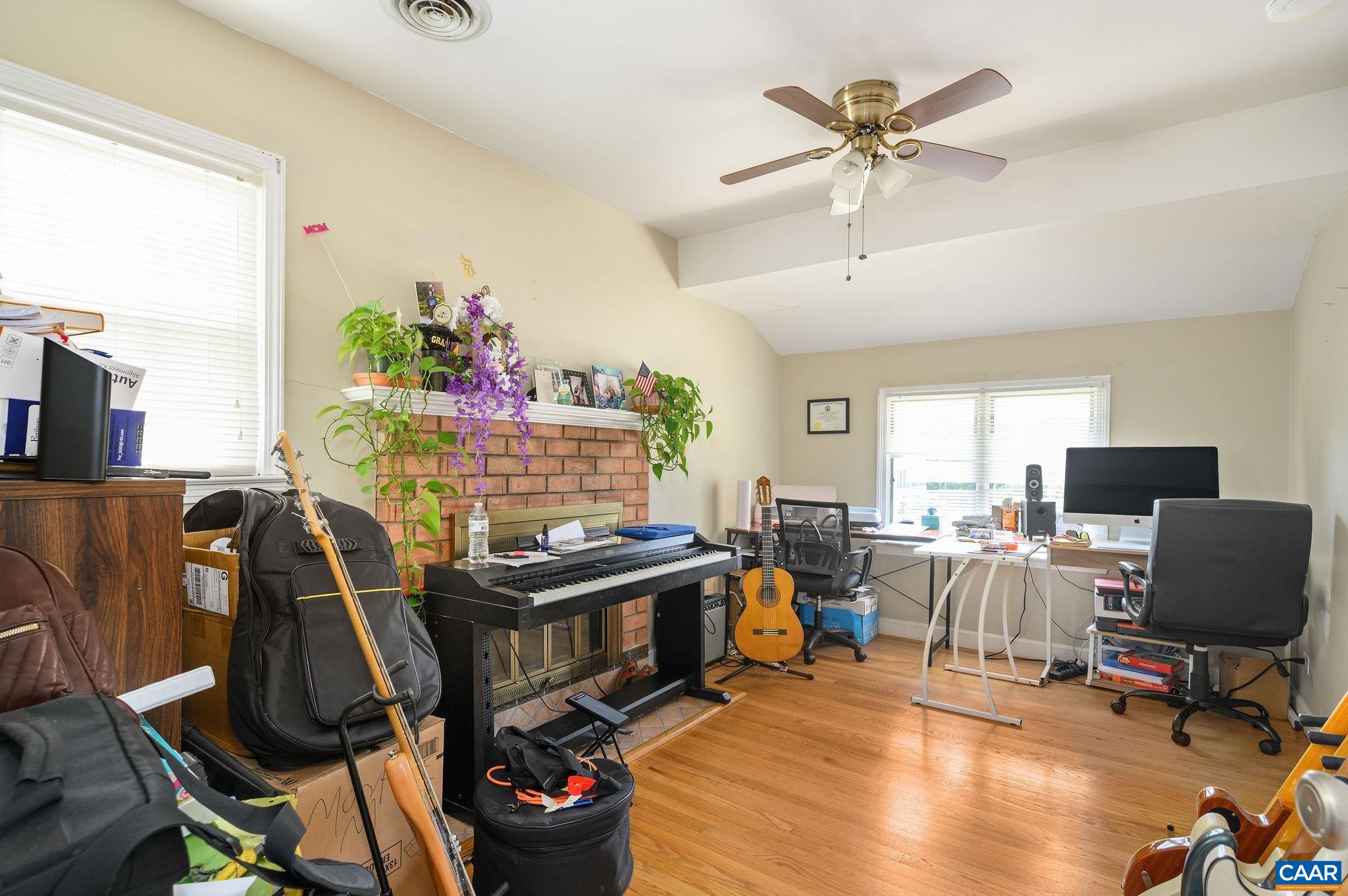 2806 BROOKMERE RD, CHARLOTTESVILLE, Virginia 22901, 3 Bedrooms Bedrooms, ,2 BathroomsBathrooms,Residential,Well maintained solid brick ranch on great lot,2806 BROOKMERE RD,677601 MLS # 677601 2806 BROOKMERE RD, CHARLOTTESVILLE, Virginia 22901, 3 Bedrooms Bedrooms, ,2 BathroomsBathrooms,Residential,Well maintained solid brick ranch on great lot,2806 BROOKMERE RD,677601 MLS # 677601