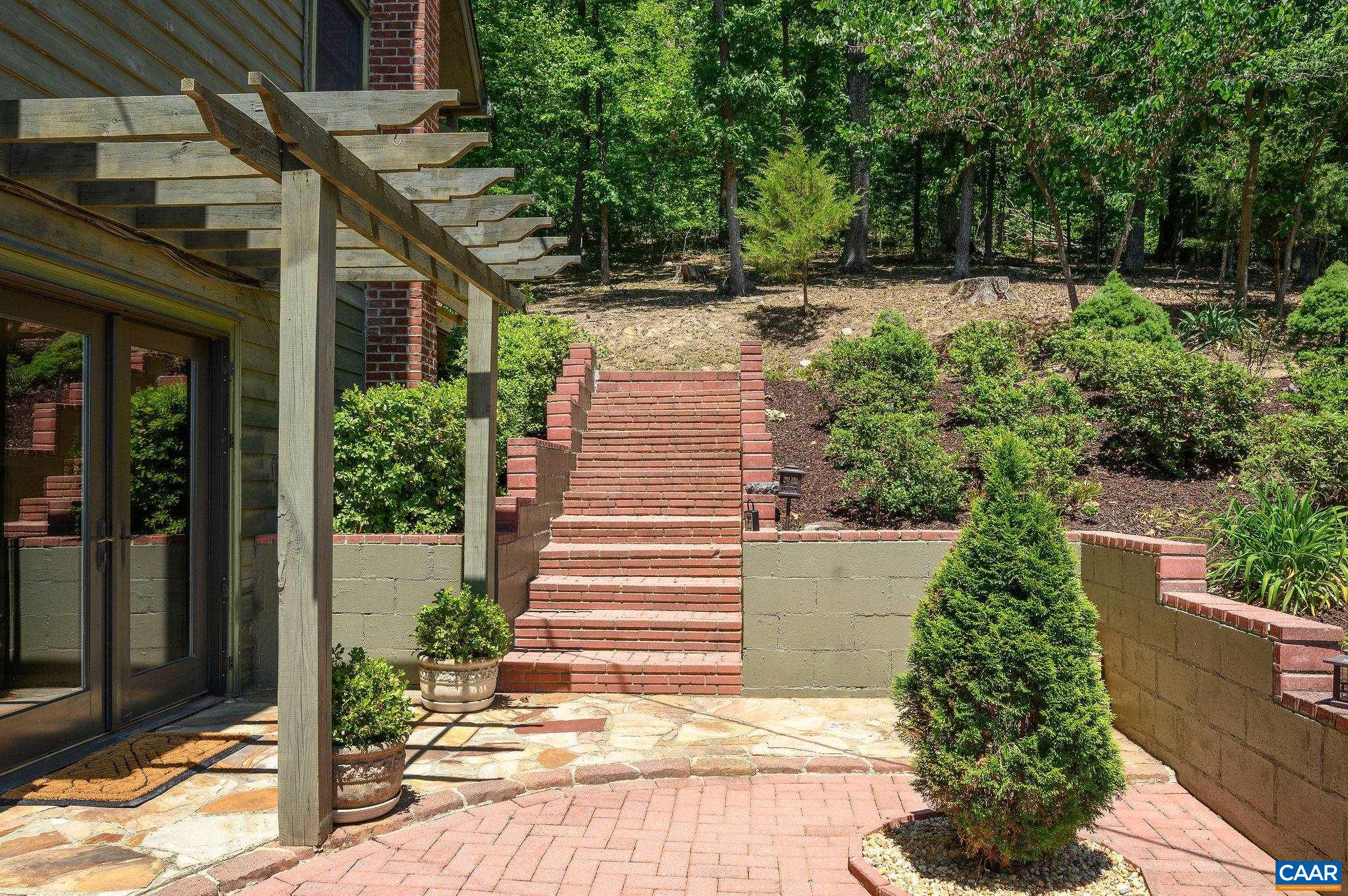 394 PASTUREGATE LN, STANARDSVILLE, Virginia 22973, 3 Bedrooms Bedrooms, ,2 BathroomsBathrooms,Residential,394 PASTUREGATE LN,677616 MLS # 677616