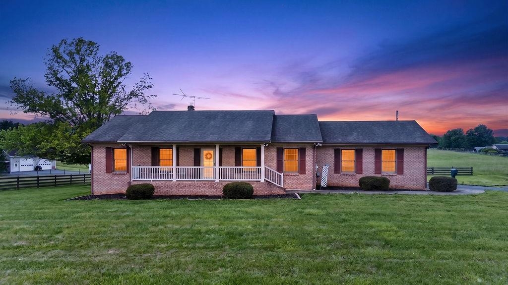 150 BATTLEFIELD RD, WAYNESBORO, Virginia 22980, 3 Bedrooms Bedrooms, ,2 BathroomsBathrooms,Residential,150 BATTLEFIELD RD,677622 MLS # 677622 150 BATTLEFIELD RD, WAYNESBORO, Virginia 22980, 3 Bedrooms Bedrooms, ,2 BathroomsBathrooms,Residential,150 BATTLEFIELD RD,677622 MLS # 677622