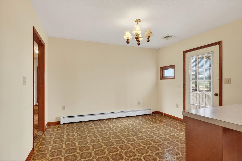 150 BATTLEFIELD RD, WAYNESBORO, Virginia 22980, 3 Bedrooms Bedrooms, ,2 BathroomsBathrooms,Residential,150 BATTLEFIELD RD,677622 MLS # 677622