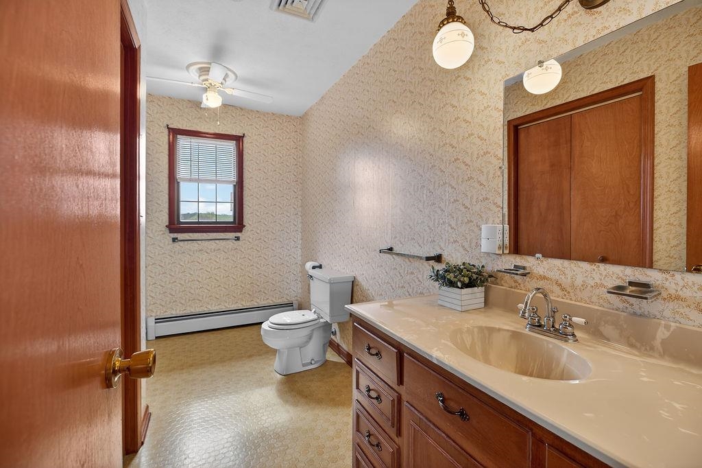 150 BATTLEFIELD RD, WAYNESBORO, Virginia 22980, 3 Bedrooms Bedrooms, ,2 BathroomsBathrooms,Residential,150 BATTLEFIELD RD,677622 MLS # 677622