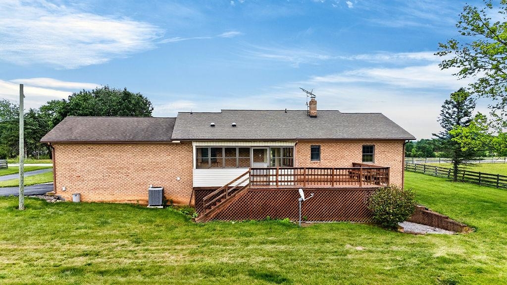 150 BATTLEFIELD RD, WAYNESBORO, Virginia 22980, 3 Bedrooms Bedrooms, ,2 BathroomsBathrooms,Residential,150 BATTLEFIELD RD,677622 MLS # 677622