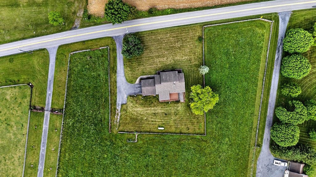 150 BATTLEFIELD RD, WAYNESBORO, Virginia 22980, 3 Bedrooms Bedrooms, ,2 BathroomsBathrooms,Residential,150 BATTLEFIELD RD,677622 MLS # 677622