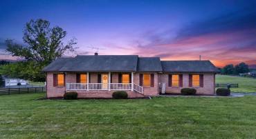 150 BATTLEFIELD RD, WAYNESBORO, Virginia 22980, 3 Bedrooms Bedrooms, ,2 BathroomsBathrooms,Residential,150 BATTLEFIELD RD,677622 MLS # 677622