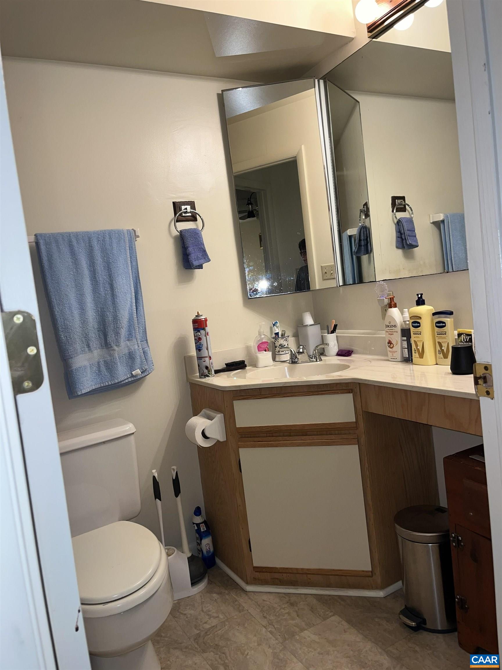 103 TURTLE CREEK RD, CHARLOTTESVILLE, Virginia 22901, 2 Bedrooms Bedrooms, ,2 BathroomsBathrooms,Residential,103 TURTLE CREEK RD,677624 MLS # 677624 103 TURTLE CREEK RD, CHARLOTTESVILLE, Virginia 22901, 2 Bedrooms Bedrooms, ,2 BathroomsBathrooms,Residential,103 TURTLE CREEK RD,677624 MLS # 677624