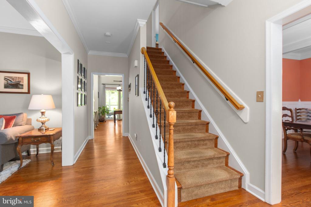 7931 GOLD LEAF CIR, SPOTSYLVANIA, Virginia 22551, 5 Bedrooms Bedrooms, ,3 BathroomsBathrooms,Residential,7931 GOLD LEAF CIR,VASP2040680 MLS # VASP2040680 7931 GOLD LEAF CIR, SPOTSYLVANIA, Virginia 22551, 5 Bedrooms Bedrooms, ,3 BathroomsBathrooms,Residential,7931 GOLD LEAF CIR,VASP2040680 MLS # VASP2040680