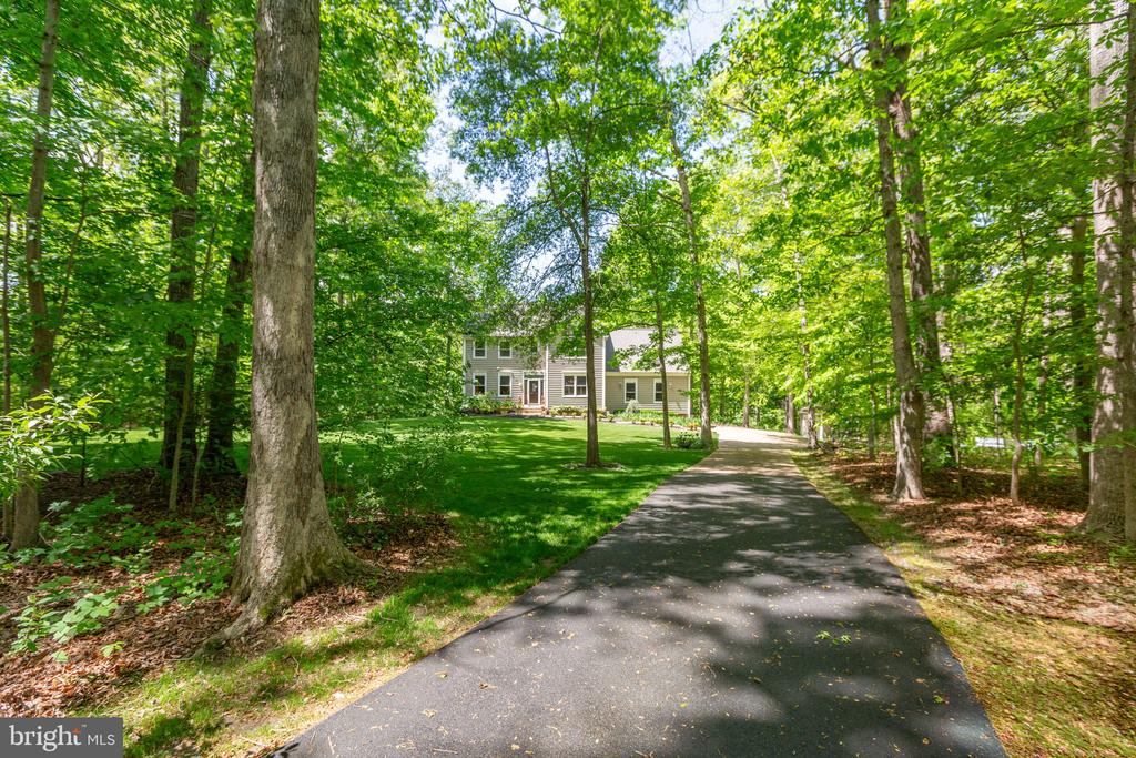 7931 GOLD LEAF CIR, SPOTSYLVANIA, Virginia 22551, 5 Bedrooms Bedrooms, ,3 BathroomsBathrooms,Residential,7931 GOLD LEAF CIR,VASP2040680 MLS # VASP2040680 7931 GOLD LEAF CIR, SPOTSYLVANIA, Virginia 22551, 5 Bedrooms Bedrooms, ,3 BathroomsBathrooms,Residential,7931 GOLD LEAF CIR,VASP2040680 MLS # VASP2040680