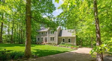7931 GOLD LEAF CIR, SPOTSYLVANIA, Virginia 22551, 5 Bedrooms Bedrooms, ,3 BathroomsBathrooms,Residential,7931 GOLD LEAF CIR,VASP2040680 MLS # VASP2040680