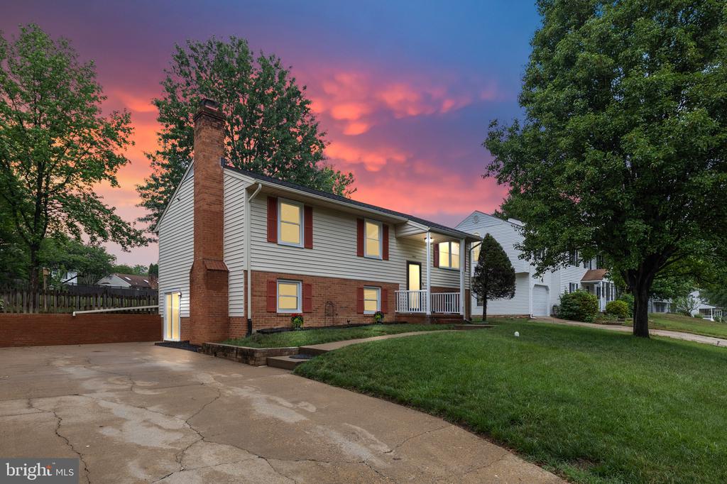 5065 TARA DR, FREDERICKSBURG, Virginia 22407, 4 Bedrooms Bedrooms, ,3 BathroomsBathrooms,Residential,5065 TARA DR,VASP2041944 MLS # VASP2041944 5065 TARA DR, FREDERICKSBURG, Virginia 22407, 4 Bedrooms Bedrooms, ,3 BathroomsBathrooms,Residential,5065 TARA DR,VASP2041944 MLS # VASP2041944