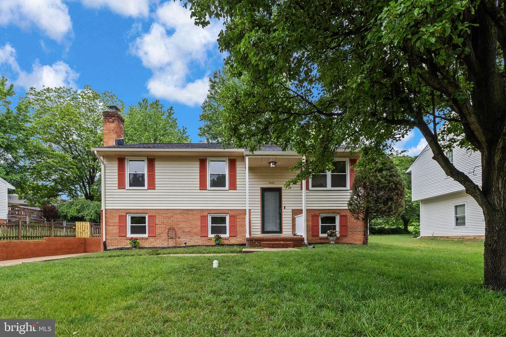 5065 TARA DR, FREDERICKSBURG, Virginia 22407, 4 Bedrooms Bedrooms, ,3 BathroomsBathrooms,Residential,5065 TARA DR,VASP2041944 MLS # VASP2041944 5065 TARA DR, FREDERICKSBURG, Virginia 22407, 4 Bedrooms Bedrooms, ,3 BathroomsBathrooms,Residential,5065 TARA DR,VASP2041944 MLS # VASP2041944