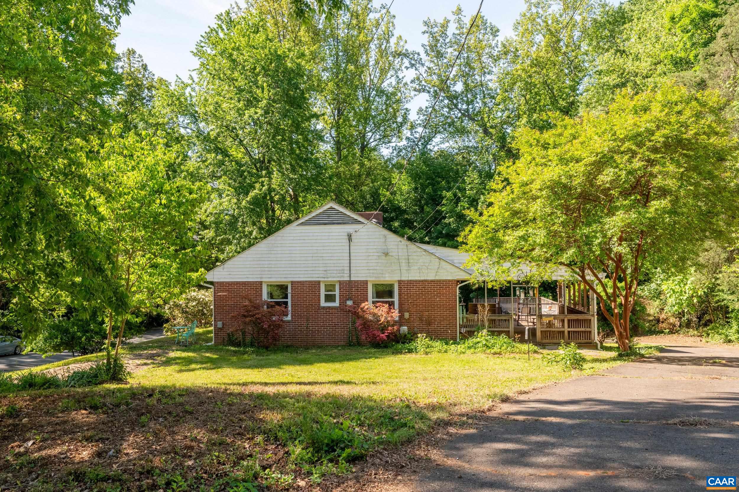 1211 WELLFORD ST, CHARLOTTESVILLE, Virginia 22903, 3 Bedrooms Bedrooms, ,2 BathroomsBathrooms,Residential,1211 WELLFORD ST,677638 MLS # 677638 1211 WELLFORD ST, CHARLOTTESVILLE, Virginia 22903, 3 Bedrooms Bedrooms, ,2 BathroomsBathrooms,Residential,1211 WELLFORD ST,677638 MLS # 677638