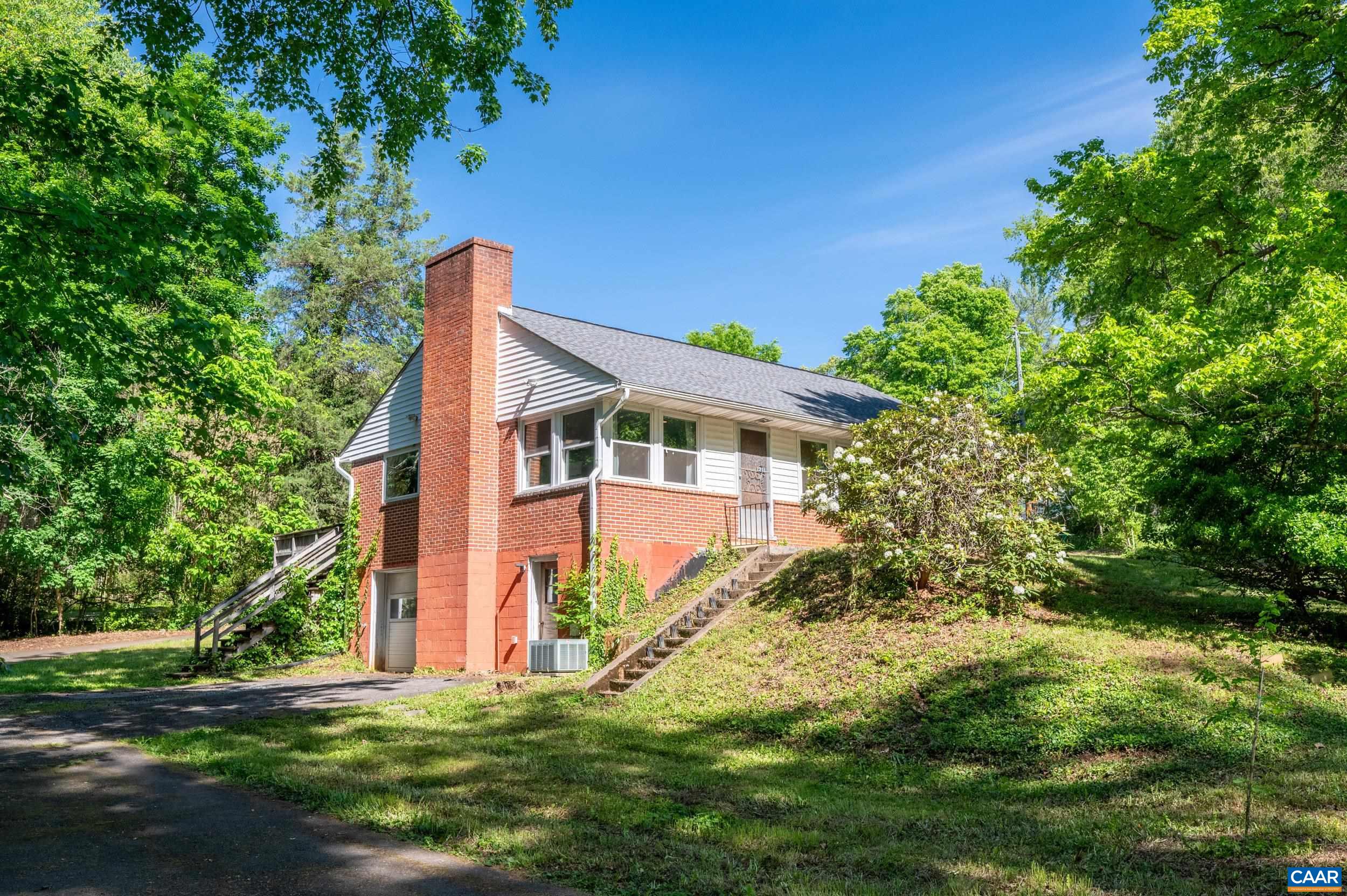 1211 WELLFORD ST, CHARLOTTESVILLE, Virginia 22903, 3 Bedrooms Bedrooms, ,2 BathroomsBathrooms,Residential,1211 WELLFORD ST,677638 MLS # 677638 1211 WELLFORD ST, CHARLOTTESVILLE, Virginia 22903, 3 Bedrooms Bedrooms, ,2 BathroomsBathrooms,Residential,1211 WELLFORD ST,677638 MLS # 677638