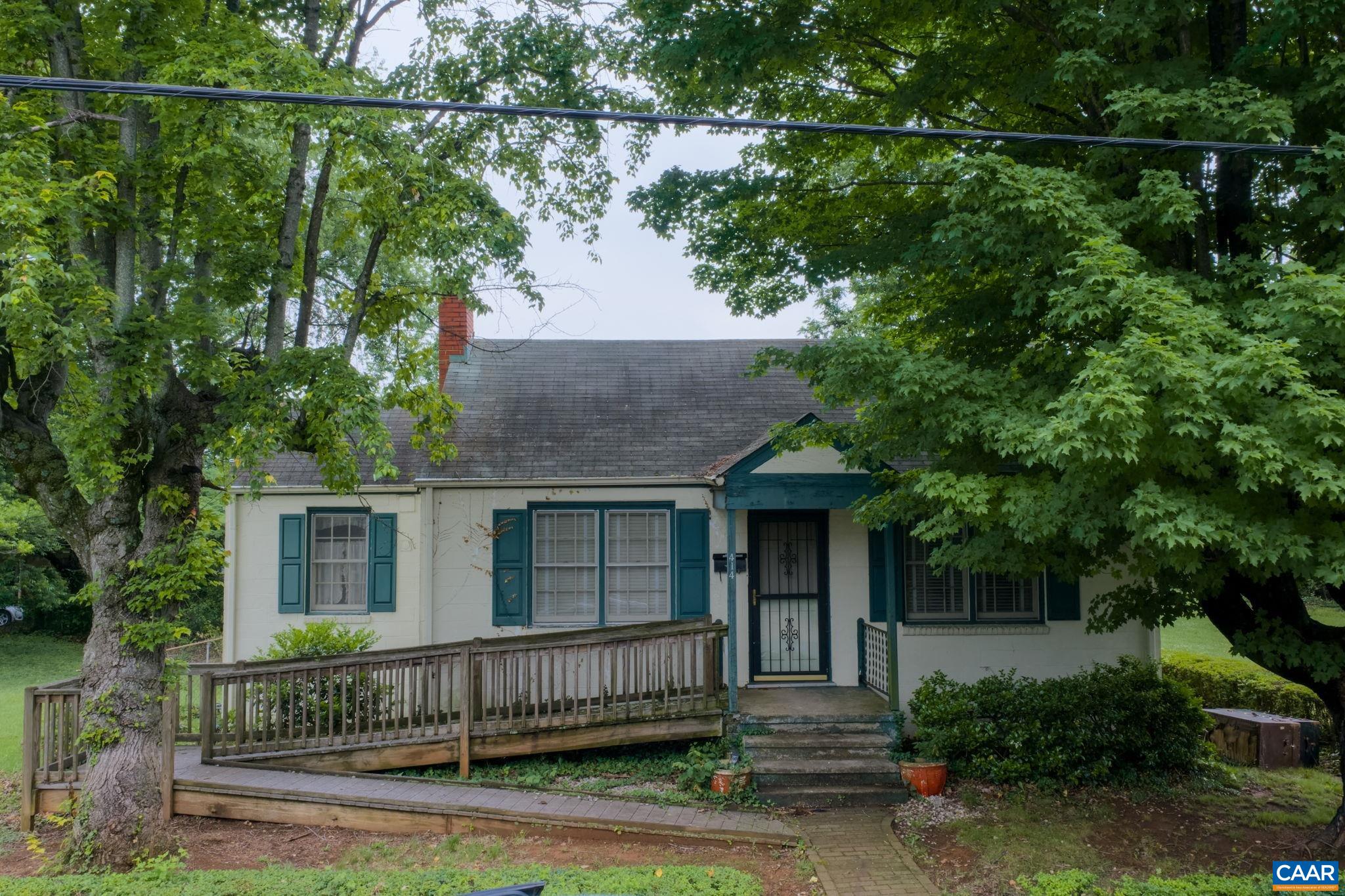 414 NW 10 1/2 ST, CHARLOTTESVILLE, Virginia 22903, 2 Bedrooms Bedrooms, ,1 BathroomBathrooms,Residential,414 NW 10 1/2 ST,677643 MLS # 677643 414 NW 10 1/2 ST, CHARLOTTESVILLE, Virginia 22903, 2 Bedrooms Bedrooms, ,1 BathroomBathrooms,Residential,414 NW 10 1/2 ST,677643 MLS # 677643