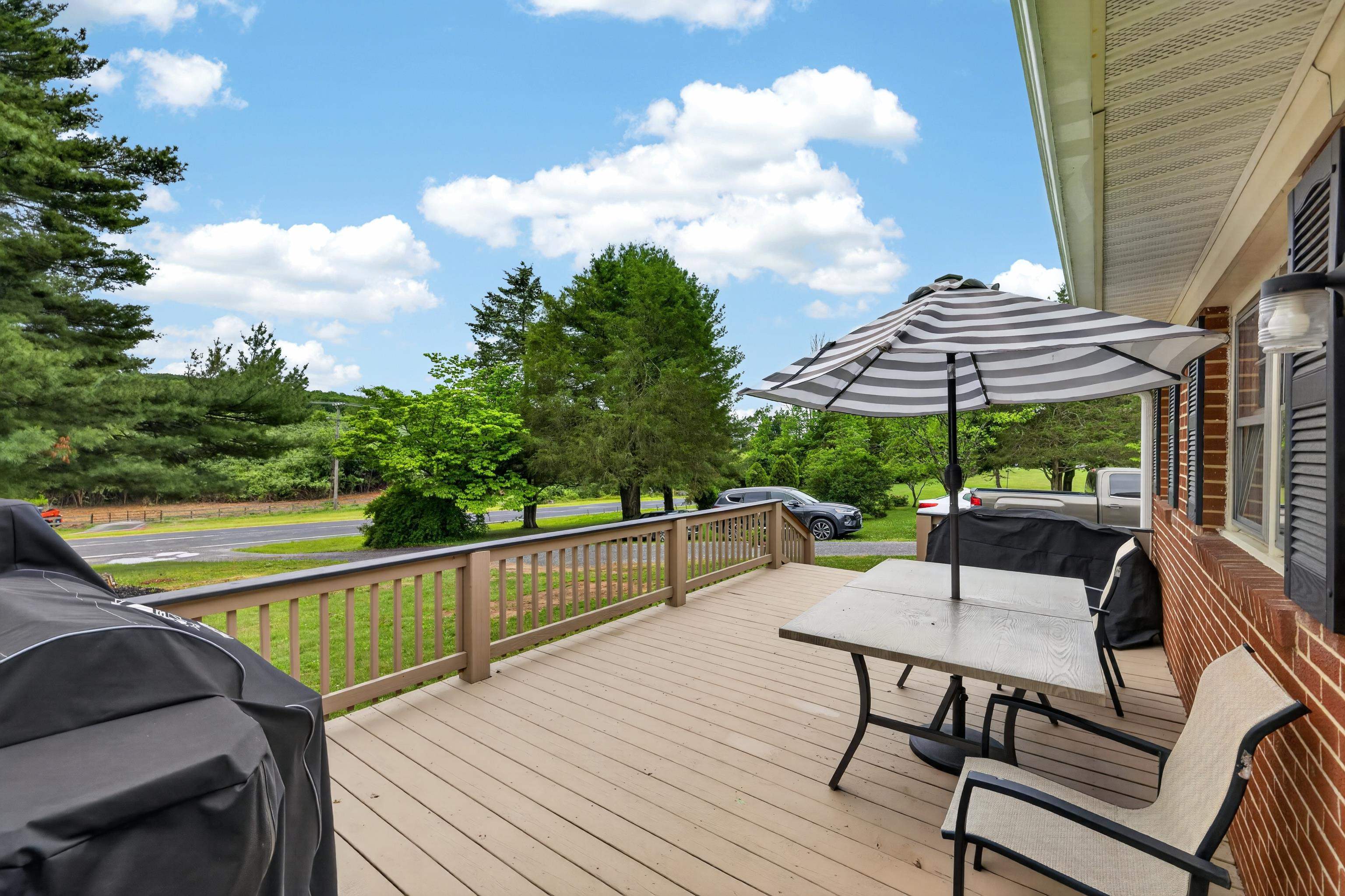 7827 N LEE HWY, RAPHINE, Virginia 24472, 3 Bedrooms Bedrooms, ,1 BathroomBathrooms,Residential,7827 N LEE HWY,677644 MLS # 677644 7827 N LEE HWY, RAPHINE, Virginia 24472, 3 Bedrooms Bedrooms, ,1 BathroomBathrooms,Residential,7827 N LEE HWY,677644 MLS # 677644