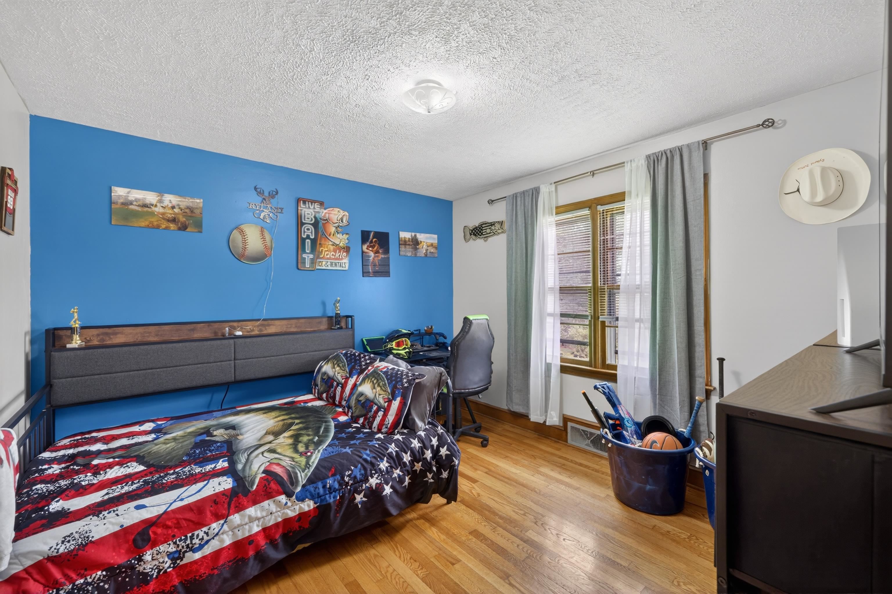 7827 N LEE HWY, RAPHINE, Virginia 24472, 3 Bedrooms Bedrooms, ,1 BathroomBathrooms,Residential,7827 N LEE HWY,677644 MLS # 677644 7827 N LEE HWY, RAPHINE, Virginia 24472, 3 Bedrooms Bedrooms, ,1 BathroomBathrooms,Residential,7827 N LEE HWY,677644 MLS # 677644