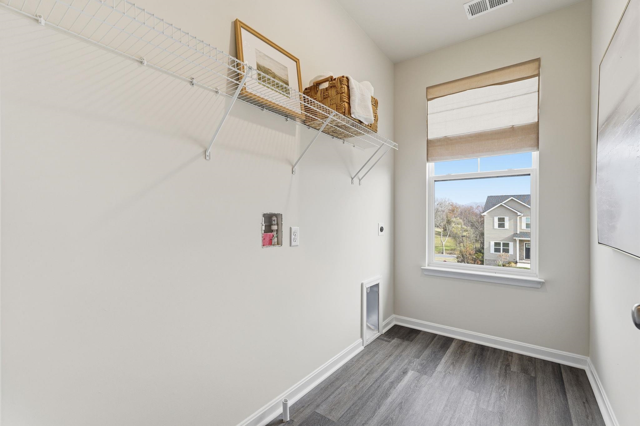 420 RACHEL DR, PENN LAIRD, Virginia 22846, 4 Bedrooms Bedrooms, ,3 BathroomsBathrooms,Residential,420 RACHEL DR,677645 MLS # 677645 420 RACHEL DR, PENN LAIRD, Virginia 22846, 4 Bedrooms Bedrooms, ,3 BathroomsBathrooms,Residential,420 RACHEL DR,677645 MLS # 677645