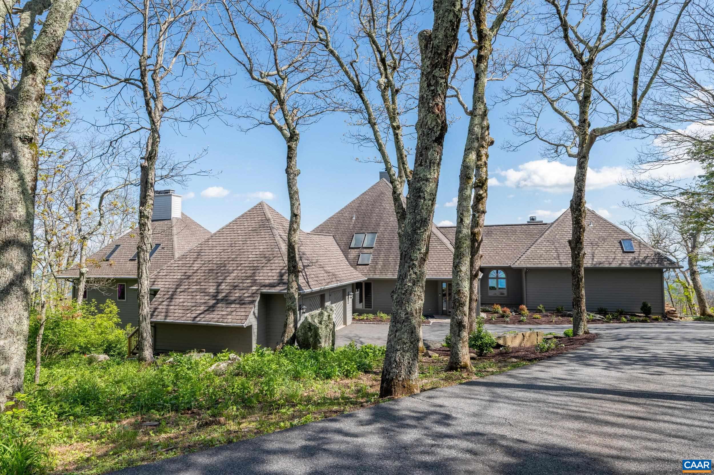 880 DEVILS KNOB LOOP, WINTERGREEN, Virginia 22967, 6 Bedrooms Bedrooms, ,5 BathroomsBathrooms,Residential,11F-A-43,880 DEVILS KNOB LOOP,677667 MLS # 677667 880 DEVILS KNOB LOOP, WINTERGREEN, Virginia 22967, 6 Bedrooms Bedrooms, ,5 BathroomsBathrooms,Residential,11F-A-43,880 DEVILS KNOB LOOP,677667 MLS # 677667