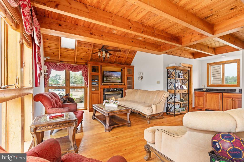 6119 BEACH RD, MIDLAND, Virginia 22728, 3 Bedrooms Bedrooms, ,2 BathroomsBathrooms,Residential,6119 BEACH RD,VAFQ2021888 MLS # VAFQ2021888 6119 BEACH RD, MIDLAND, Virginia 22728, 3 Bedrooms Bedrooms, ,2 BathroomsBathrooms,Residential,6119 BEACH RD,VAFQ2021888 MLS # VAFQ2021888