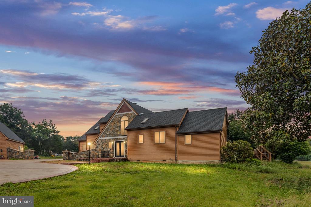6119 BEACH RD, MIDLAND, Virginia 22728, 3 Bedrooms Bedrooms, ,2 BathroomsBathrooms,Residential,6119 BEACH RD,VAFQ2021888 MLS # VAFQ2021888 6119 BEACH RD, MIDLAND, Virginia 22728, 3 Bedrooms Bedrooms, ,2 BathroomsBathrooms,Residential,6119 BEACH RD,VAFQ2021888 MLS # VAFQ2021888