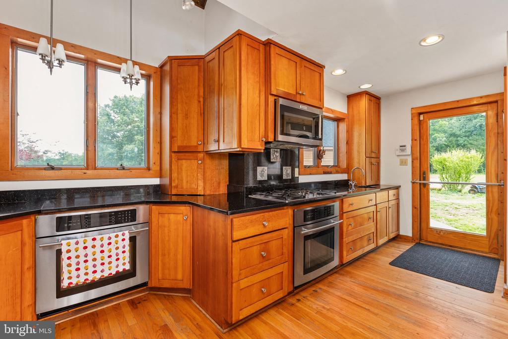 6119 BEACH RD, MIDLAND, Virginia 22728, 3 Bedrooms Bedrooms, ,2 BathroomsBathrooms,Residential,6119 BEACH RD,VAFQ2021888 MLS # VAFQ2021888 6119 BEACH RD, MIDLAND, Virginia 22728, 3 Bedrooms Bedrooms, ,2 BathroomsBathrooms,Residential,6119 BEACH RD,VAFQ2021888 MLS # VAFQ2021888