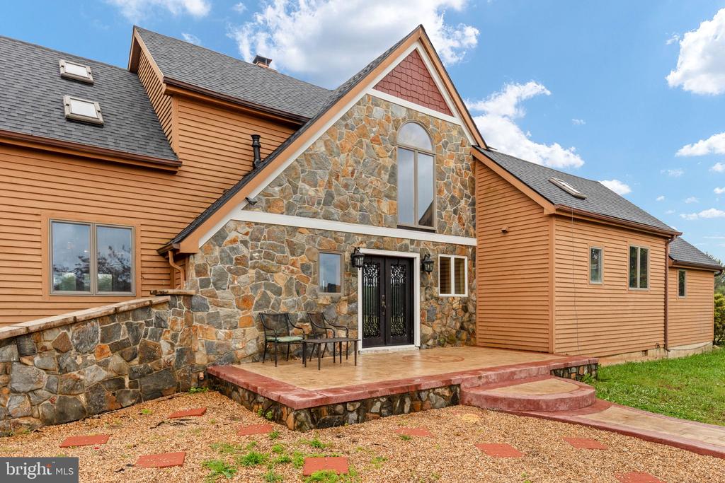 6119 BEACH RD, MIDLAND, Virginia 22728, 3 Bedrooms Bedrooms, ,2 BathroomsBathrooms,Residential,6119 BEACH RD,VAFQ2021888 MLS # VAFQ2021888 6119 BEACH RD, MIDLAND, Virginia 22728, 3 Bedrooms Bedrooms, ,2 BathroomsBathrooms,Residential,6119 BEACH RD,VAFQ2021888 MLS # VAFQ2021888