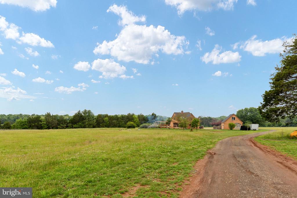 6119 BEACH RD, MIDLAND, Virginia 22728, 3 Bedrooms Bedrooms, ,2 BathroomsBathrooms,Residential,6119 BEACH RD,VAFQ2021888 MLS # VAFQ2021888 6119 BEACH RD, MIDLAND, Virginia 22728, 3 Bedrooms Bedrooms, ,2 BathroomsBathrooms,Residential,6119 BEACH RD,VAFQ2021888 MLS # VAFQ2021888