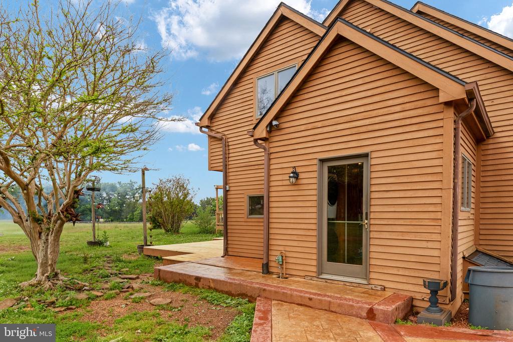 6119 BEACH RD, MIDLAND, Virginia 22728, 3 Bedrooms Bedrooms, ,2 BathroomsBathrooms,Residential,6119 BEACH RD,VAFQ2021888 MLS # VAFQ2021888 6119 BEACH RD, MIDLAND, Virginia 22728, 3 Bedrooms Bedrooms, ,2 BathroomsBathrooms,Residential,6119 BEACH RD,VAFQ2021888 MLS # VAFQ2021888