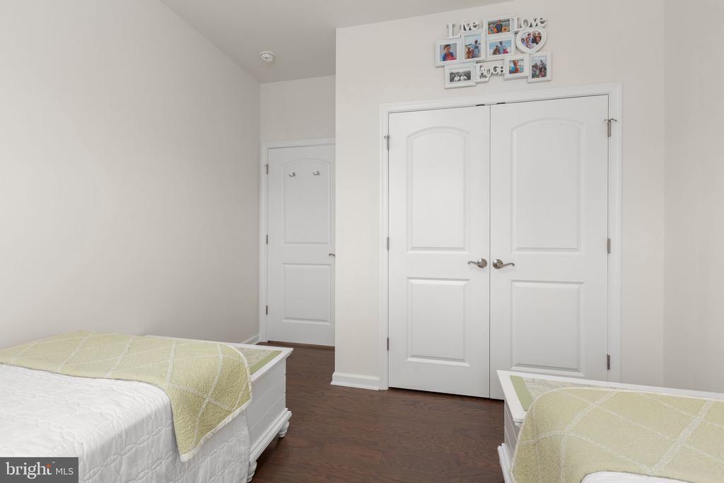 12331 RUBY RED DR, FREDERICKSBURG, Virginia 22407, 2 Bedrooms Bedrooms, ,2 BathroomsBathrooms,Residential,12331 RUBY RED DR,VASP2042128 MLS # VASP2042128