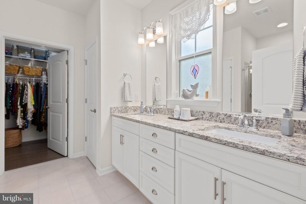 12331 RUBY RED DR, FREDERICKSBURG, Virginia 22407, 2 Bedrooms Bedrooms, ,2 BathroomsBathrooms,Residential,12331 RUBY RED DR,VASP2042128 MLS # VASP2042128