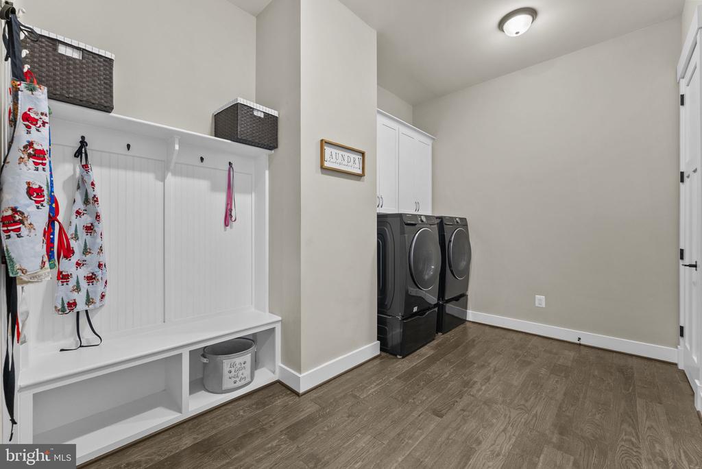 9801 THOROUGHBRED RD, WARRENTON, Virginia 20187, 4 Bedrooms Bedrooms, ,3 BathroomsBathrooms,Residential,9801 THOROUGHBRED RD,VAFQ2022040 MLS # VAFQ2022040 9801 THOROUGHBRED RD, WARRENTON, Virginia 20187, 4 Bedrooms Bedrooms, ,3 BathroomsBathrooms,Residential,9801 THOROUGHBRED RD,VAFQ2022040 MLS # VAFQ2022040