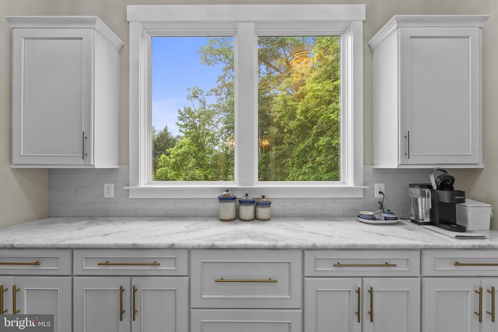 9801 THOROUGHBRED RD, WARRENTON, Virginia 20187, 4 Bedrooms Bedrooms, ,3 BathroomsBathrooms,Residential,9801 THOROUGHBRED RD,VAFQ2022040 MLS # VAFQ2022040 9801 THOROUGHBRED RD, WARRENTON, Virginia 20187, 4 Bedrooms Bedrooms, ,3 BathroomsBathrooms,Residential,9801 THOROUGHBRED RD,VAFQ2022040 MLS # VAFQ2022040